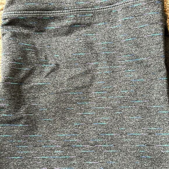 Tuff Athletics leggings. Size M - Picture 2 of 3